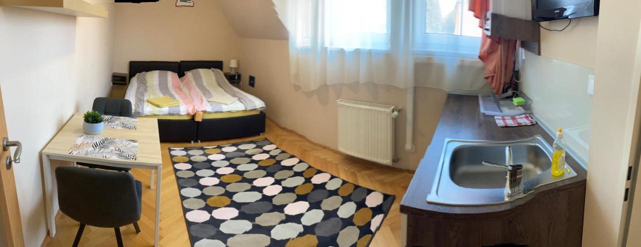 Kuenszler Apartmanhaz Zamárdi Zewnętrze zdjęcie